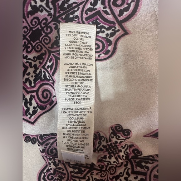 White House Black Market Asymmetrical Tunic Size Medium - Picture 10 of 10